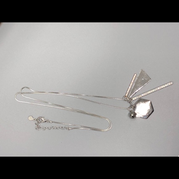 LOFT Necklace - Picture 4 of 5